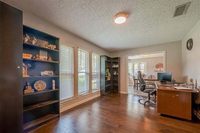 14507 Ravenhurst Lane, Houston, TX 77070
