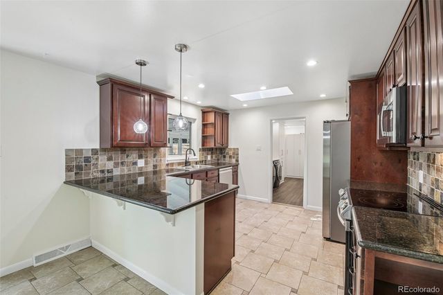 395 S Olive Way, Denver, CO 80224