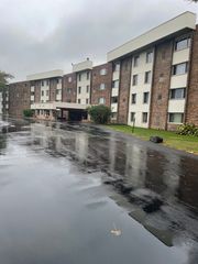 841 N York Street 129, Elmhurst, IL 60126