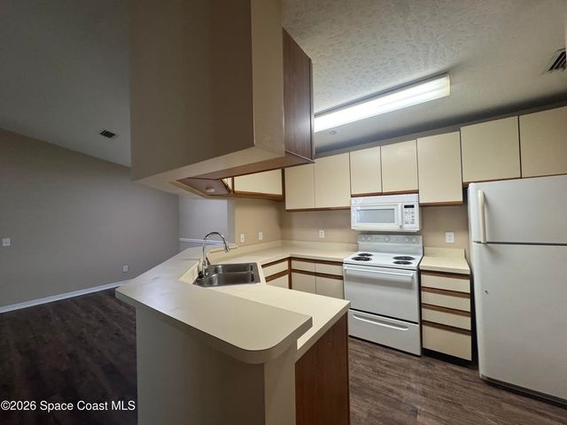 7667 N Wickham Road 316, Melbourne, FL 32940