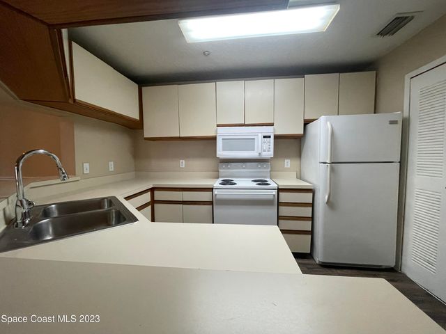 7667 N Wickham Road 316, Melbourne, FL 32940