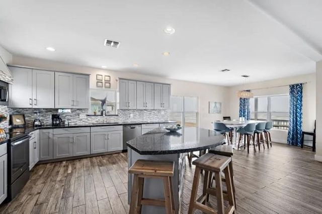 21326 Gulf Drive, Galveston, TX 77554