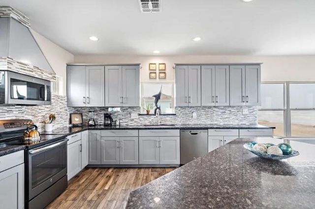 21326 Gulf Drive, Galveston, TX 77554