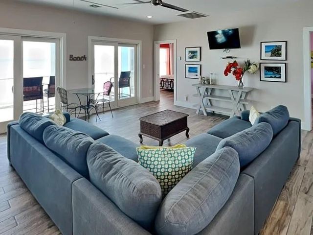 21326 Gulf Drive, Galveston, TX 77554