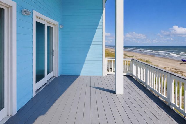 21326 Gulf Drive, Galveston, TX 77554