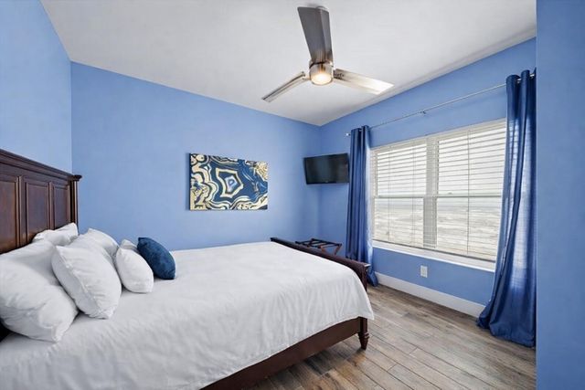 21326 Gulf Drive, Galveston, TX 77554