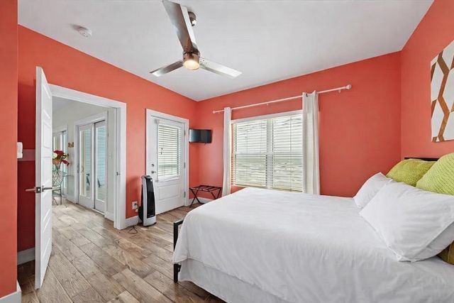 21326 Gulf Drive, Galveston, TX 77554