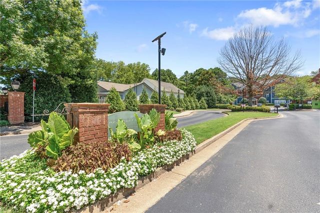 3300 Dogwood Drive 217N, Atlanta, GA 30354