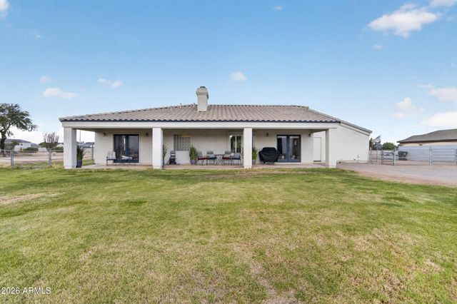 6832 N CITRUS Road, Waddell, AZ 85355