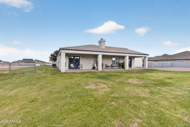 6832 N CITRUS Road, Waddell, AZ 85355