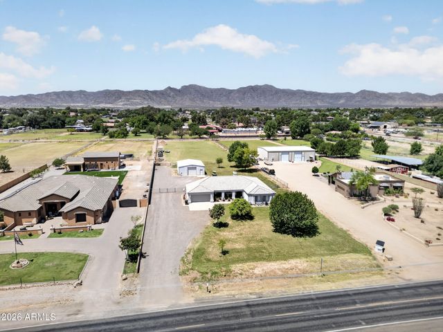 6832 N CITRUS Road, Waddell, AZ 85355