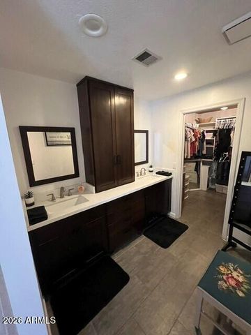 6427 W SHAW BUTTE Drive, Glendale, AZ 85304