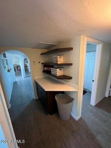 6427 W SHAW BUTTE Drive, Glendale, AZ 85304