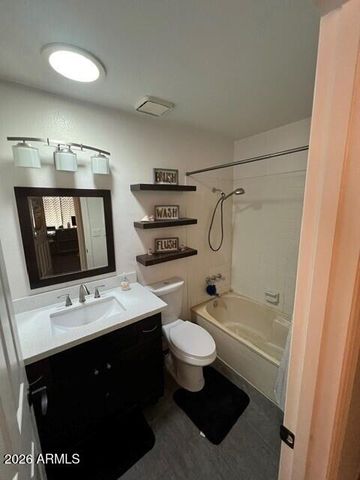 6427 W SHAW BUTTE Drive, Glendale, AZ 85304