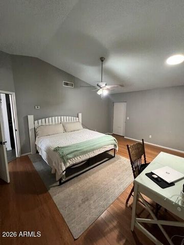 6427 W SHAW BUTTE Drive, Glendale, AZ 85304