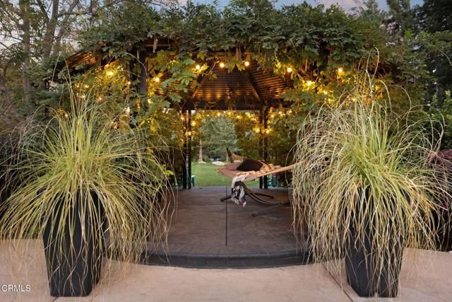 12250 Linda Flora Drive, Ojai, CA 93023