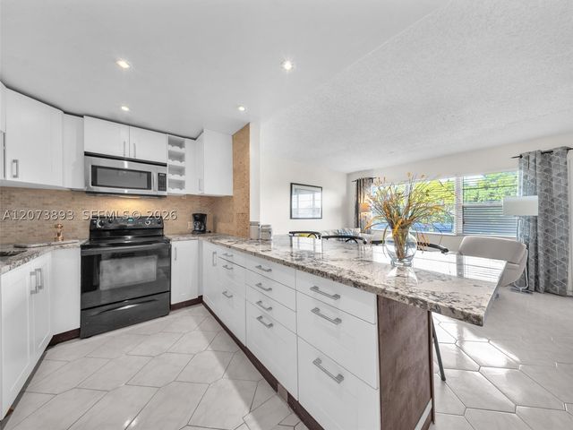 4008 Berkshire A 4008, Deerfield Beach, FL 33442