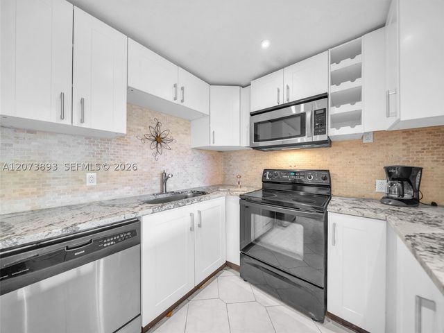 4008 Berkshire A 4008, Deerfield Beach, FL 33442