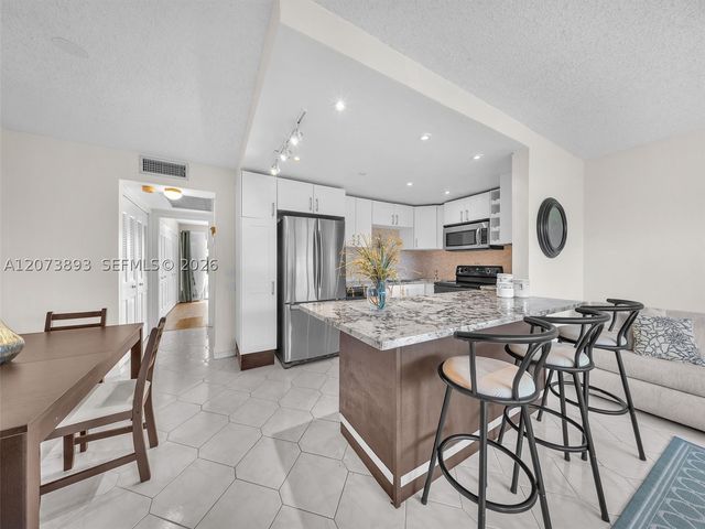 4008 Berkshire A 4008, Deerfield Beach, FL 33442
