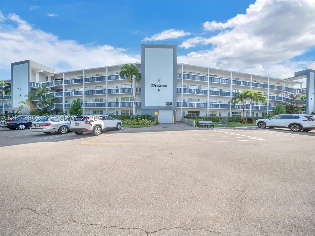 4008 Berkshire A 4008, Deerfield Beach, FL 33442