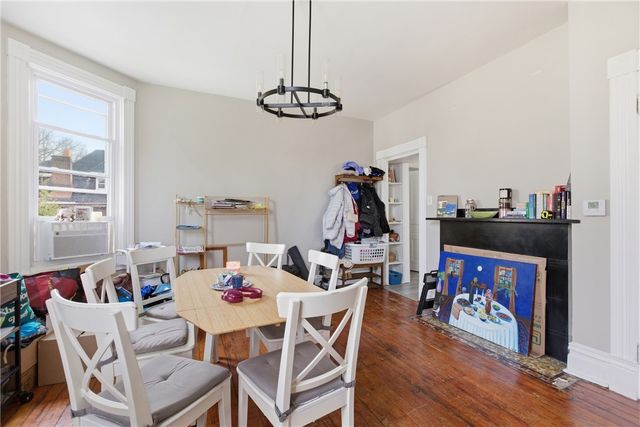 214 Biddle Ave, Wilkinsburg, PA 15221