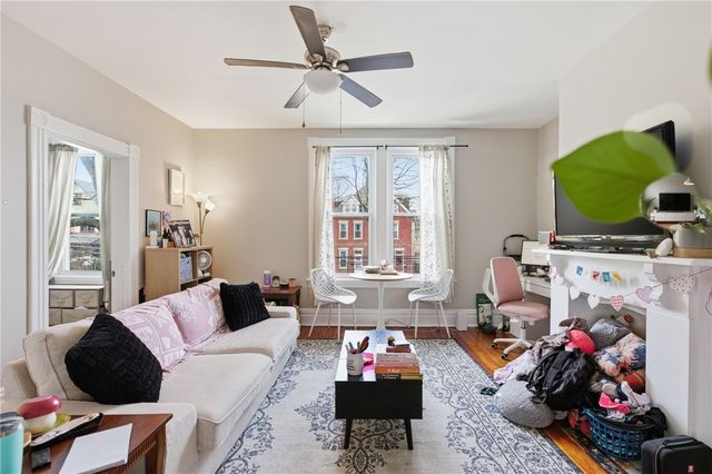 214 Biddle Ave, Wilkinsburg, PA 15221