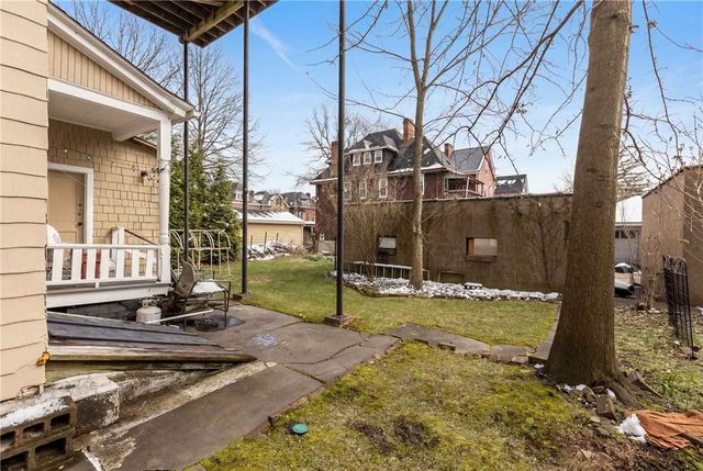 214 Biddle Ave, Wilkinsburg, PA 15221