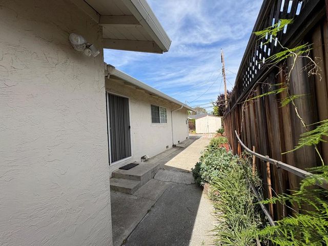 5187 Doyle Road, San Jose, CA 95129