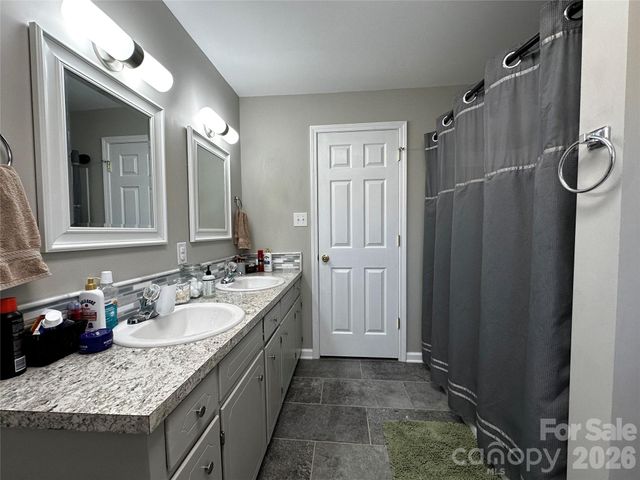 110 Winchester Drive, Lenoir, NC 28645
