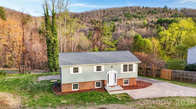 110 Winchester Drive, Lenoir, NC 28645