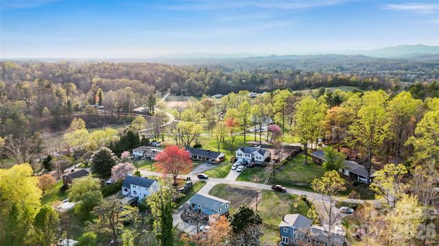 110 Winchester Drive, Lenoir, NC 28645
