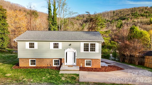 110 Winchester Drive, Lenoir, NC 28645