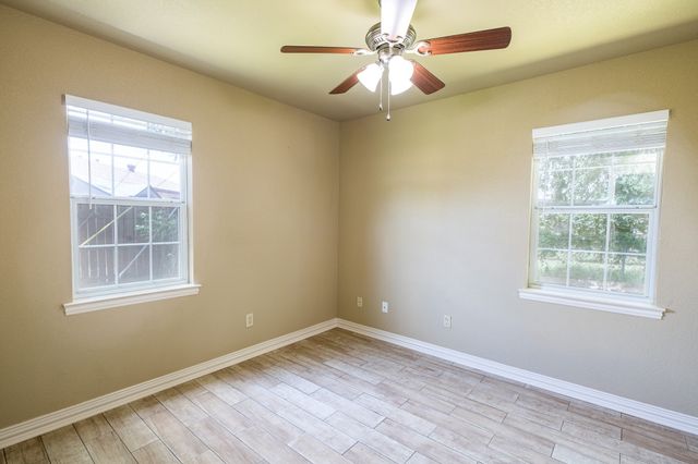 1432 Deville Street, Wichita Falls, TX 76306