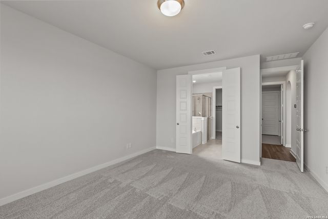 165 Mallorys Way, Castroville, TX 78009