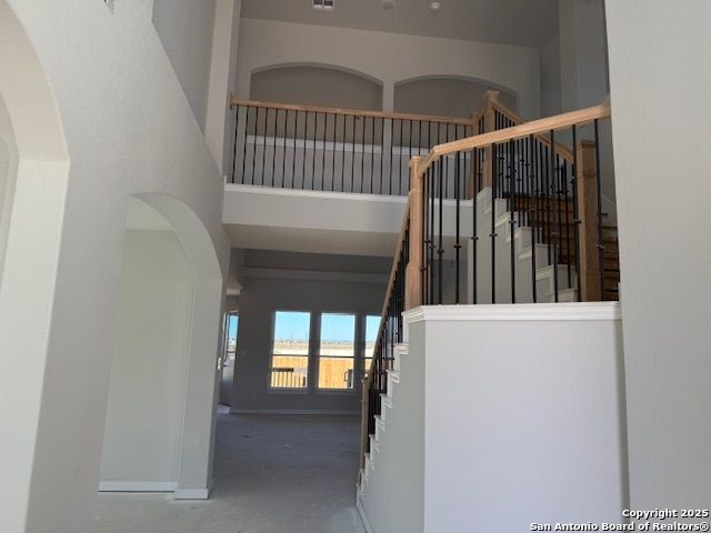 165 Mallorys Way, Castroville, TX 78009