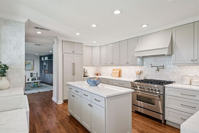 10250 Timber Trail Drive, Dallas, TX 75229