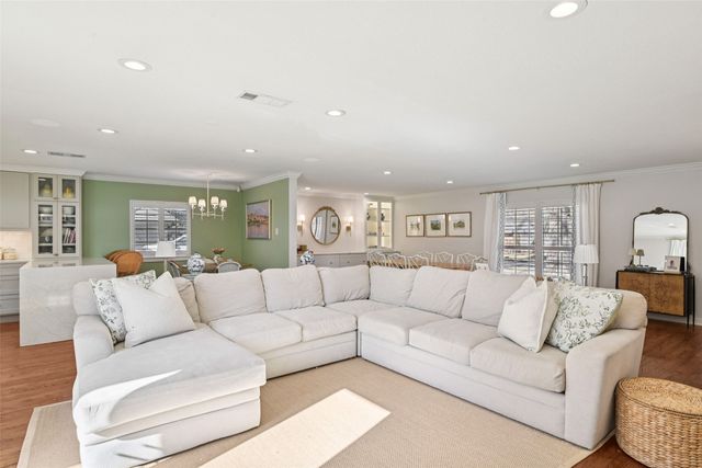 10250 Timber Trail Drive, Dallas, TX 75229