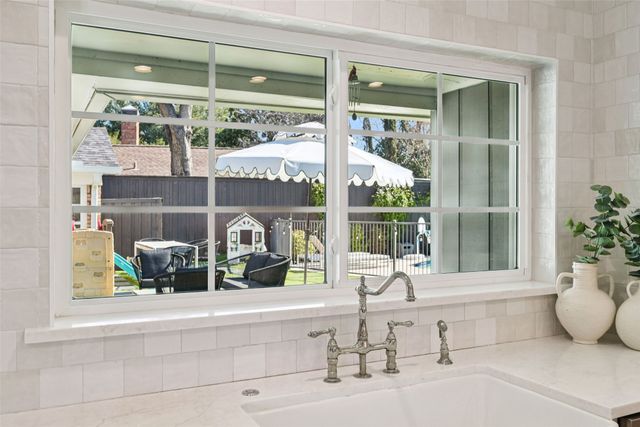 10250 Timber Trail Drive, Dallas, TX 75229