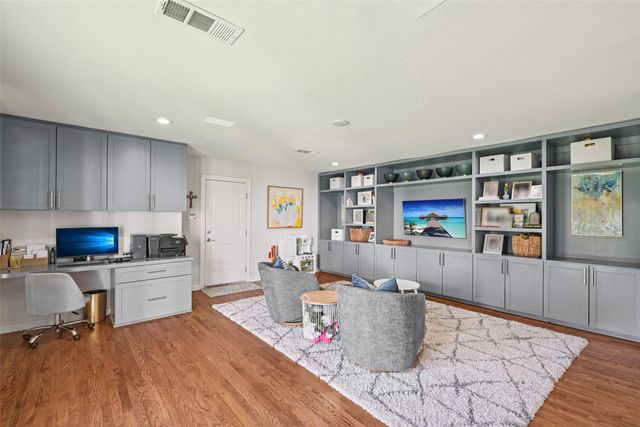 10250 Timber Trail Drive, Dallas, TX 75229