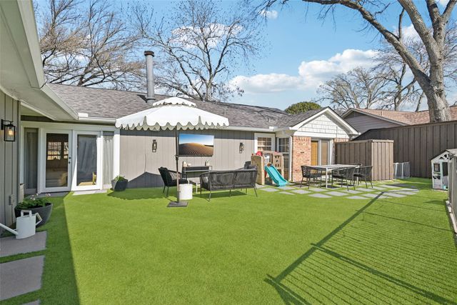 10250 Timber Trail Drive, Dallas, TX 75229