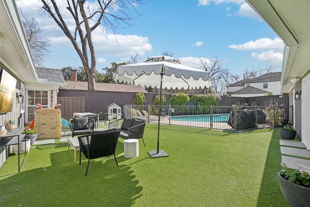 10250 Timber Trail Drive, Dallas, TX 75229