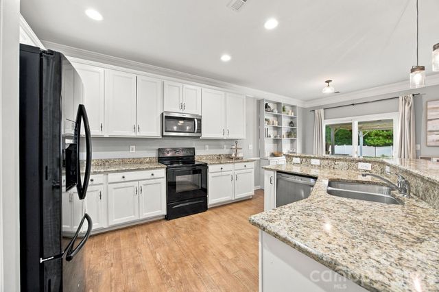5857 McClintock Drive, Denver, NC 28037