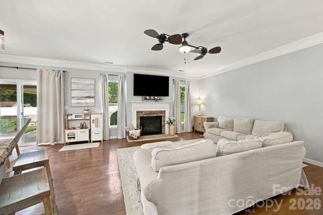 5857 McClintock Drive, Denver, NC 28037