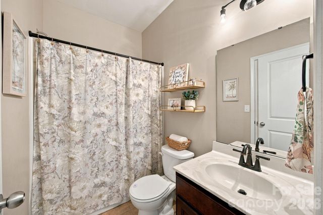5857 McClintock Drive, Denver, NC 28037