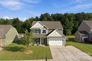 5857 McClintock Drive, Denver, NC 28037