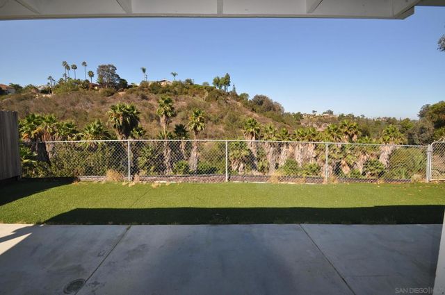 5561 Baja Dr, San Diego, CA 92115