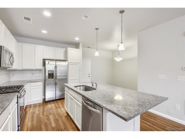 508 E Dry Creek Pl, Littleton, CO 80122