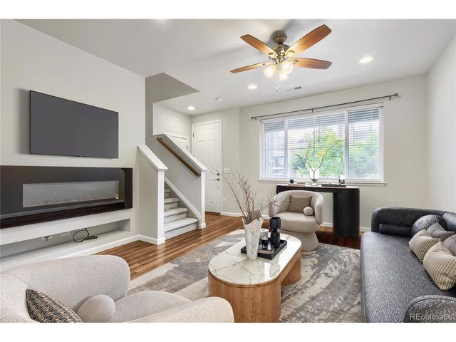 508 E Dry Creek Pl, Littleton, CO 80122