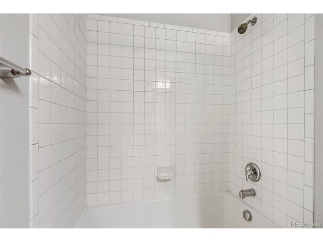 508 E Dry Creek Pl, Littleton, CO 80122
