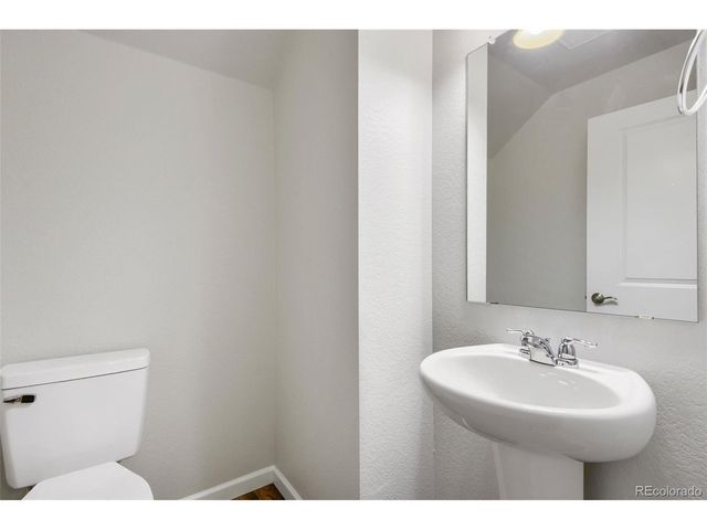 508 E Dry Creek Pl, Littleton, CO 80122